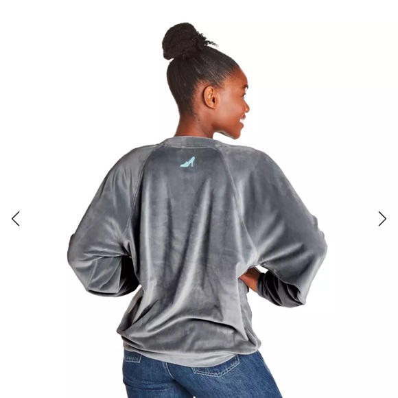 Cinderella sweatshirt - Picture 2 of 9
